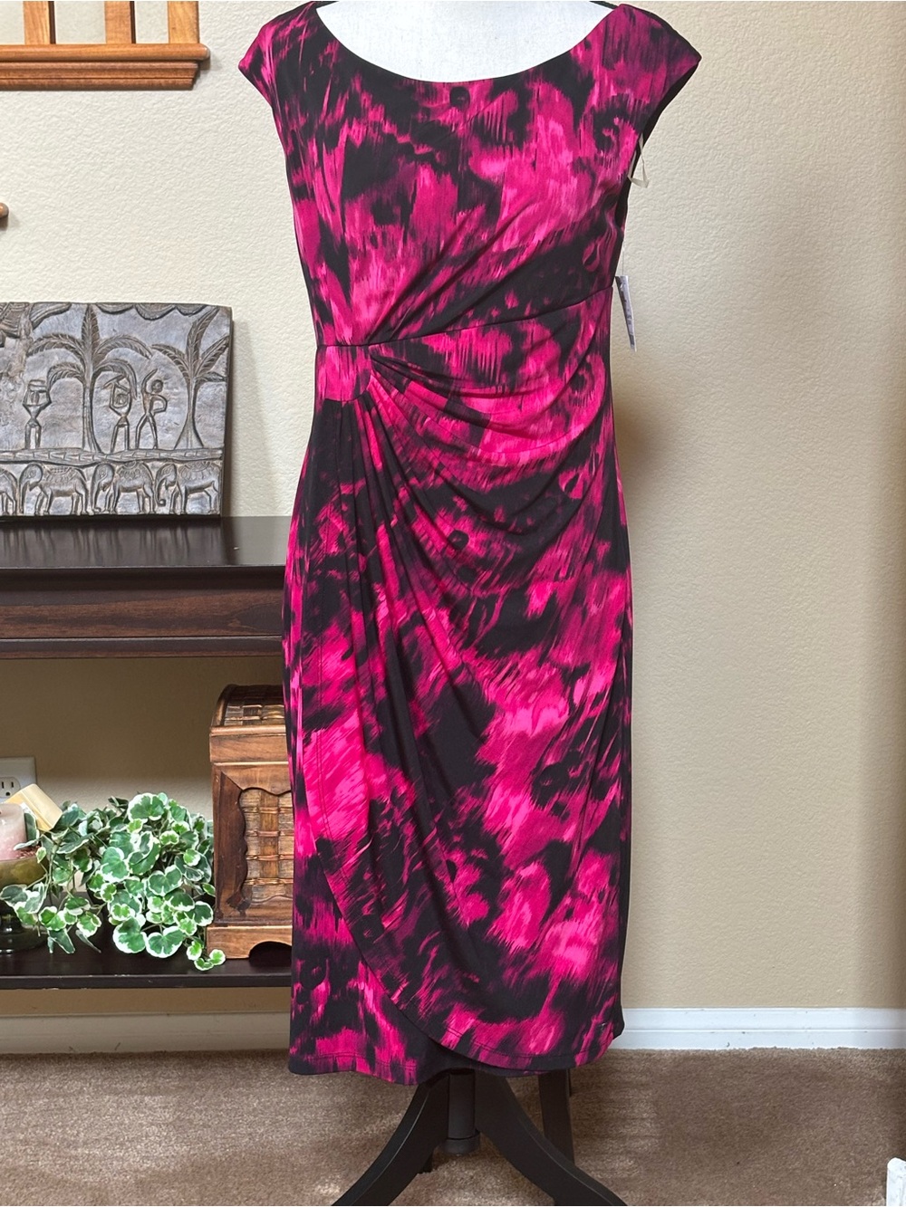 connected apparel Pink and Black Twist-Front Cap-Sleeve Midi Dress